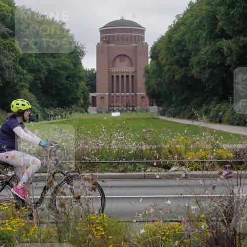 14.09.2025 - Stadtparktriathlon Michael Burmester http://msf.ph/oto/8903133 14.09.2025 10:11:21 Radfahren 528, 533, 568, 589, 596 meine-sportfotos.de