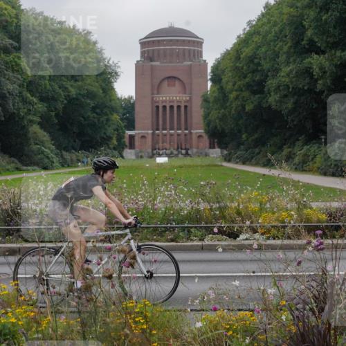 14.09.2025 - Stadtparktriathlon Michael Burmester http://msf.ph/oto/8903156 14.09.2025 10:13:30 Radfahren 521, 526, 527, 546 meine-sportfotos.de