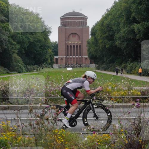 14.09.2025 - Stadtparktriathlon Michael Burmester http://msf.ph/oto/8903176 14.09.2025 10:15:13 Radfahren 567, 593, 597, 604, 605 meine-sportfotos.de