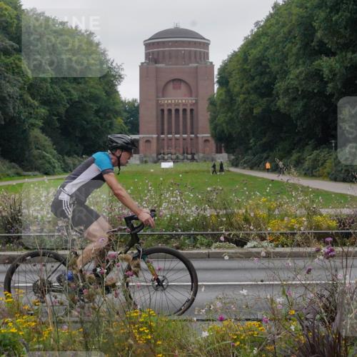 14.09.2025 - Stadtparktriathlon Michael Burmester http://msf.ph/oto/8903184 14.09.2025 10:15:45 Radfahren 519, 545, 608 meine-sportfotos.de