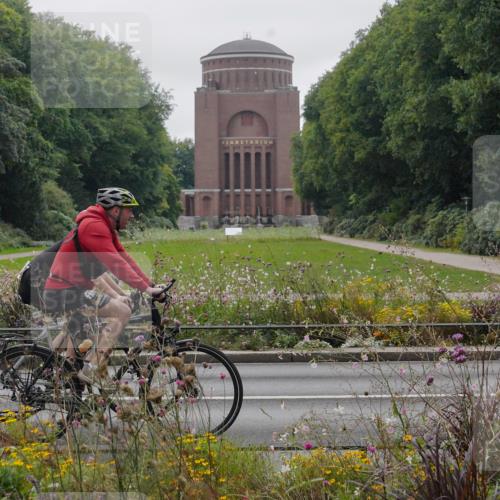 14.09.2025 - Stadtparktriathlon Michael Burmester http://msf.ph/oto/8903251 14.09.2025 10:20:45 Radfahren 532, 610, 620, 628, 685, 688, 710 meine-sportfotos.de