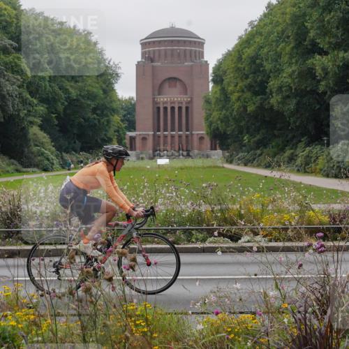 14.09.2025 - Stadtparktriathlon Michael Burmester http://msf.ph/oto/8903259 14.09.2025 10:21:07 Radfahren 533, 566, 596, 637, 648 meine-sportfotos.de