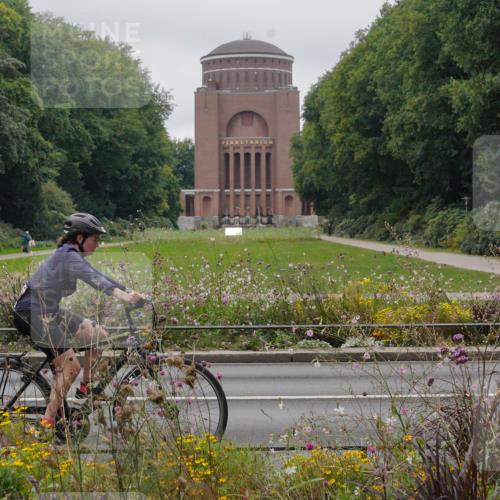 14.09.2025 - Stadtparktriathlon Michael Burmester http://msf.ph/oto/8903266 14.09.2025 10:21:35 Radfahren 509, 528, 570, 657, 691, 705 meine-sportfotos.de