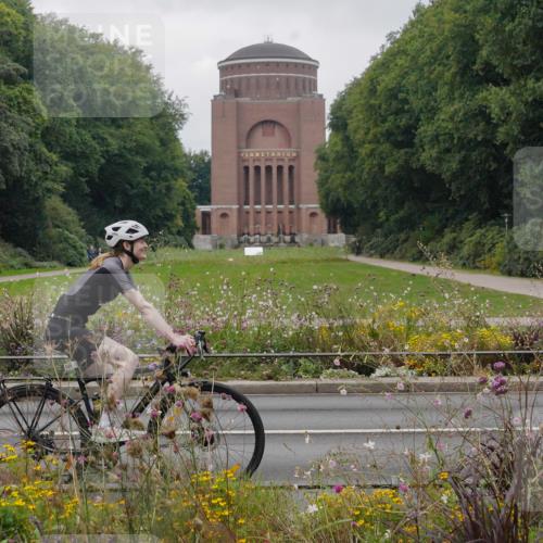 14.09.2025 - Stadtparktriathlon Michael Burmester http://msf.ph/oto/8903289 14.09.2025 10:22:40 Radfahren 526, 541, 553, 568, 584, 590 meine-sportfotos.de