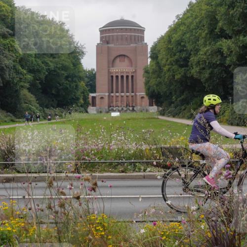14.09.2025 - Stadtparktriathlon Michael Burmester http://msf.ph/oto/8903294 14.09.2025 10:22:49 Radfahren 553, 568, 584, 591, 646, 716 meine-sportfotos.de