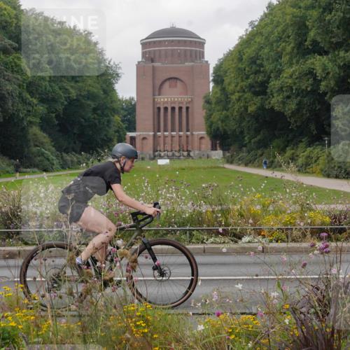 14.09.2025 - Stadtparktriathlon Michael Burmester http://msf.ph/oto/8903314 14.09.2025 10:23:41 Radfahren 545, 595, 608, 618, 621, 624, 698 meine-sportfotos.de