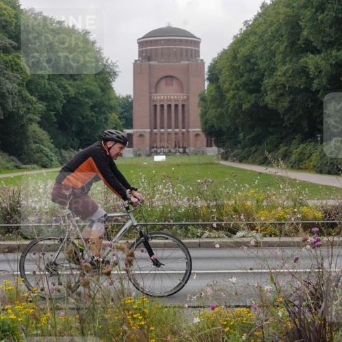 14.09.2025 - Stadtparktriathlon Michael Burmester http://msf.ph/oto/8903397 14.09.2025 10:28:53 Radfahren 611, 619, 632, 694, 720, 721 meine-sportfotos.de