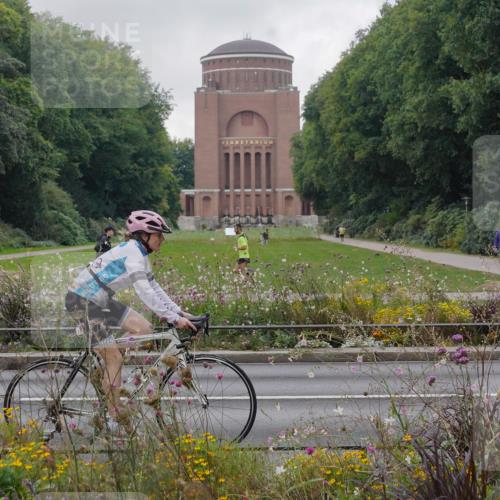 14.09.2025 - Stadtparktriathlon Michael Burmester http://msf.ph/oto/8903487 14.09.2025 10:35:38 Radfahren 629, 651, 718, 767, 769 meine-sportfotos.de