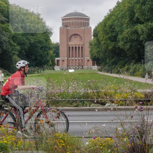 14.09.2025 - Stadtparktriathlon Michael Burmester http://msf.ph/oto/8903504 14.09.2025 10:36:46 Radfahren 558, 694, 764, 783, 798, 811 meine-sportfotos.de