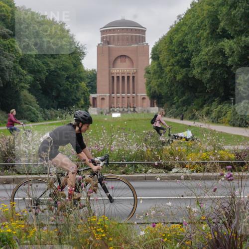 14.09.2025 - Stadtparktriathlon Michael Burmester http://msf.ph/oto/8903507 14.09.2025 10:36:54 Radfahren 588, 622, 694, 752, 764, 783, 788, 798, 811 meine-sportfotos.de