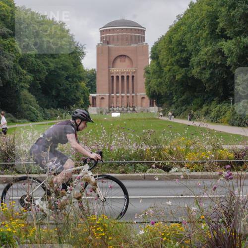 14.09.2025 - Stadtparktriathlon Michael Burmester http://msf.ph/oto/8903518 14.09.2025 10:37:17 Radfahren 667, 691, 761, 785, 813 meine-sportfotos.de