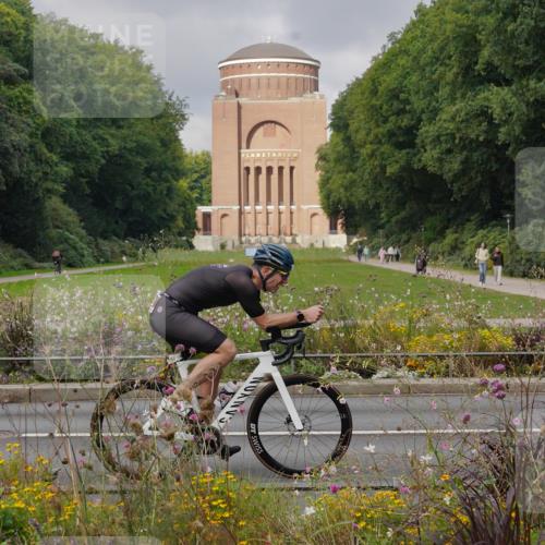 14.09.2025 - Stadtparktriathlon Michael Burmester http://msf.ph/oto/8903531 14.09.2025 10:38:03 Radfahren 642, 723, 730, 782, 804 meine-sportfotos.de
