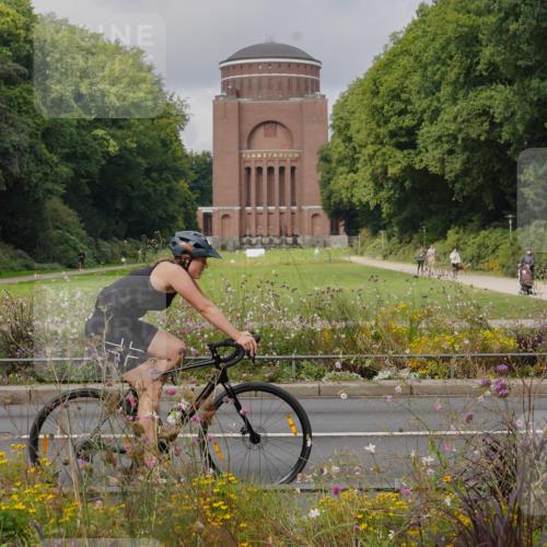 14.09.2025 - Stadtparktriathlon Michael Burmester http://msf.ph/oto/8903552 14.09.2025 10:38:58 Radfahren 581, 624, 706, 779 meine-sportfotos.de