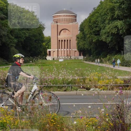 14.09.2025 - Stadtparktriathlon Michael Burmester http://msf.ph/oto/8903616 14.09.2025 10:40:47 Radfahren 641, 655, 682, 701, 787, 816, 821 meine-sportfotos.de