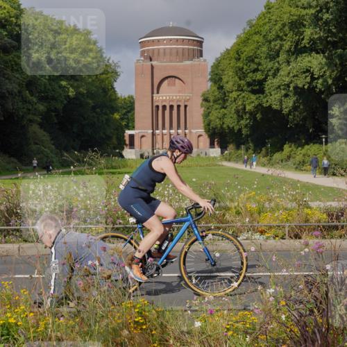 14.09.2025 - Stadtparktriathlon Michael Burmester http://msf.ph/oto/8903667 14.09.2025 10:42:09 Radfahren 621, 678, 769 meine-sportfotos.de
