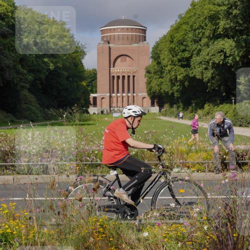 14.09.2025 - Stadtparktriathlon Michael Burmester http://msf.ph/oto/8903713 14.09.2025 10:43:07 Radfahren 600, 601, 663, 664, 710, 772 meine-sportfotos.de