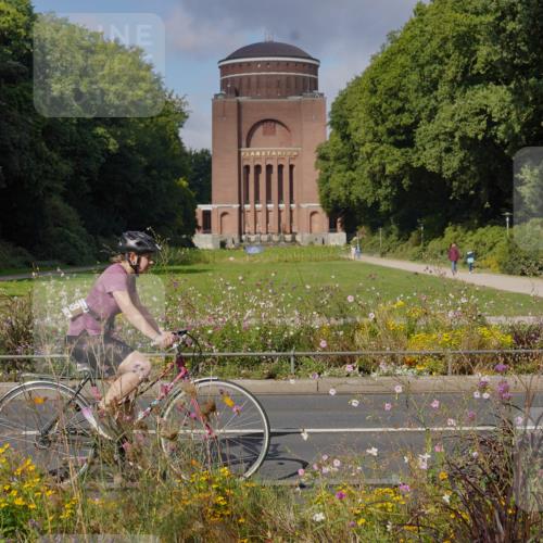 14.09.2025 - Stadtparktriathlon Michael Burmester http://msf.ph/oto/8903729 14.09.2025 10:44:15 Radfahren 582, 661, 668, 718, 763, 775, 782 meine-sportfotos.de