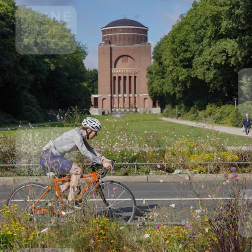 14.09.2025 - Stadtparktriathlon Michael Burmester http://msf.ph/oto/8903777 14.09.2025 10:47:01 Radfahren 699, 732, 756, 786 meine-sportfotos.de
