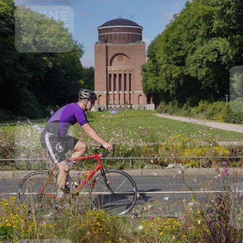 14.09.2025 - Stadtparktriathlon Michael Burmester http://msf.ph/oto/8903778 14.09.2025 10:47:07 Radfahren 786 meine-sportfotos.de