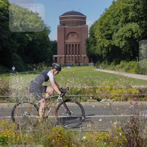 14.09.2025 - Stadtparktriathlon Michael Burmester http://msf.ph/oto/8903785 14.09.2025 10:47:38 Radfahren 650, 780, 801 meine-sportfotos.de