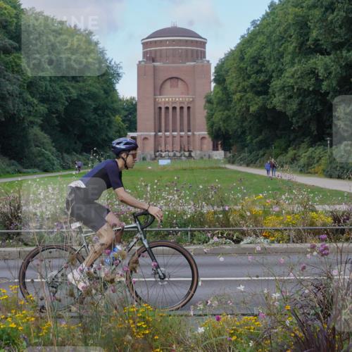 14.09.2025 - Stadtparktriathlon Michael Burmester http://msf.ph/oto/8903811 14.09.2025 10:49:02 Radfahren 558, 674, 746, 760, 770, 771, 778, 802 meine-sportfotos.de