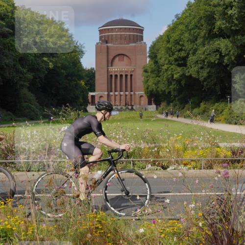 14.09.2025 - Stadtparktriathlon Michael Burmester http://msf.ph/oto/8903831 14.09.2025 10:50:12 Radfahren 681, 692, 764, 783, 788, 798, 811, 817, 820 meine-sportfotos.de