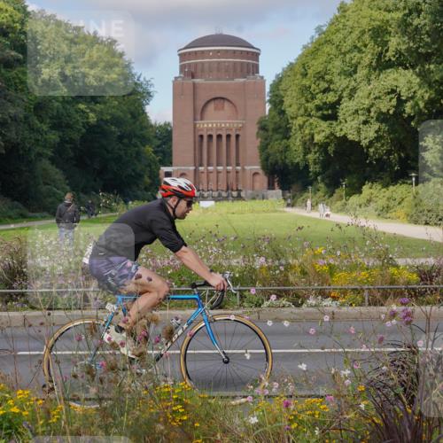 14.09.2025 - Stadtparktriathlon Michael Burmester http://msf.ph/oto/8903857 14.09.2025 10:51:58 Radfahren 651, 693, 727, 743, 752, 775, 804 meine-sportfotos.de