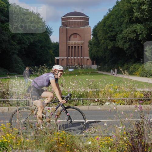 14.09.2025 - Stadtparktriathlon Michael Burmester http://msf.ph/oto/8903860 14.09.2025 10:52:12 Radfahren 661, 720, 759, 772, 785, 797, 799, 805, 806, 813 meine-sportfotos.de