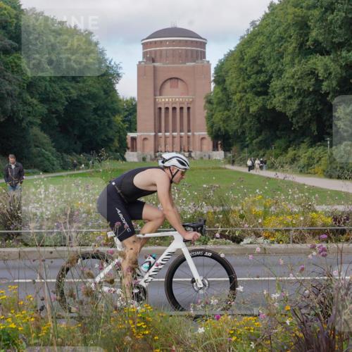 14.09.2025 - Stadtparktriathlon Michael Burmester http://msf.ph/oto/8903893 14.09.2025 10:54:15 Radfahren 735, 761, 793, 865 meine-sportfotos.de