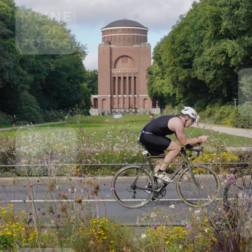 14.09.2025 - Stadtparktriathlon Michael Burmester http://msf.ph/oto/8903906 14.09.2025 10:54:41 Radfahren 627, 667, 671, 688, 702, 732, 736, 749 meine-sportfotos.de