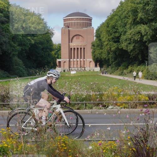 14.09.2025 - Stadtparktriathlon Michael Burmester http://msf.ph/oto/8903918 14.09.2025 10:54:59 Radfahren 636, 687, 700, 704, 780, 786, 790, 901 meine-sportfotos.de
