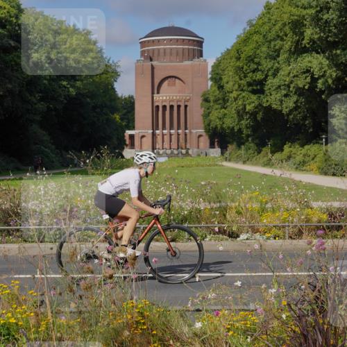 14.09.2025 - Stadtparktriathlon Michael Burmester http://msf.ph/oto/8903938 14.09.2025 10:56:01 Radfahren 647, 679, 740, 781, 792, 818, 831, 851 meine-sportfotos.de