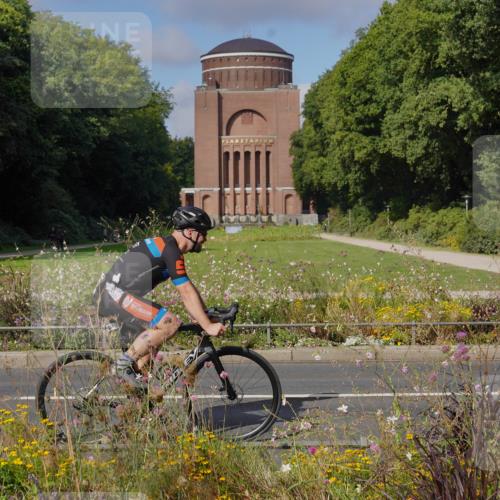 14.09.2025 - Stadtparktriathlon Michael Burmester http://msf.ph/oto/8903939 14.09.2025 10:56:02 Radfahren 647, 679, 740, 781, 818, 831 meine-sportfotos.de