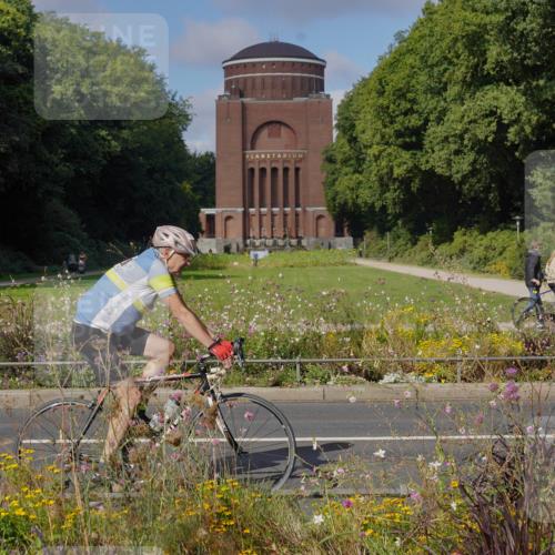 14.09.2025 - Stadtparktriathlon Michael Burmester http://msf.ph/oto/8903944 14.09.2025 10:56:26 Radfahren 645, 756, 760, 763, 802, 803, 888 meine-sportfotos.de