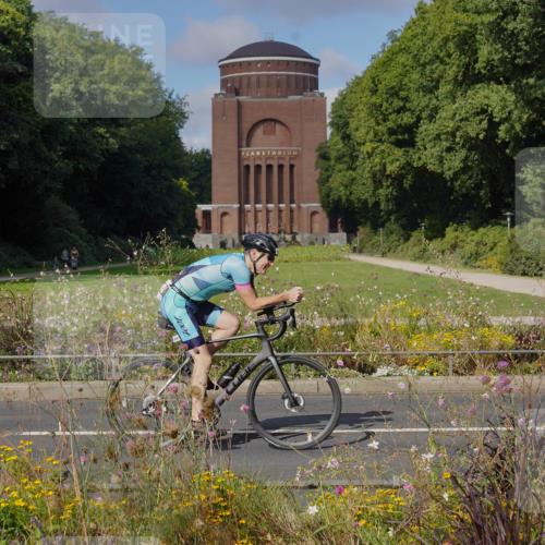 14.09.2025 - Stadtparktriathlon Michael Burmester http://msf.ph/oto/8903945 14.09.2025 10:56:28 Radfahren 645, 756, 763, 778, 802, 803, 888 meine-sportfotos.de