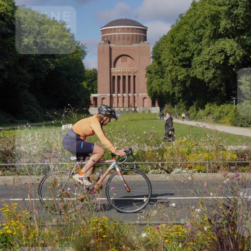 14.09.2025 - Stadtparktriathlon Michael Burmester http://msf.ph/oto/8903982 14.09.2025 10:58:00 Radfahren 637, 737, 791, 816, 826, 836, 841, 853 meine-sportfotos.de