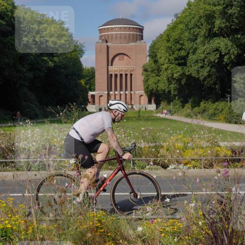 14.09.2025 - Stadtparktriathlon Michael Burmester http://msf.ph/oto/8903990 14.09.2025 10:58:25 Radfahren 820, 835, 846, 848, 852, 859, 861, 872, 898, 919 meine-sportfotos.de