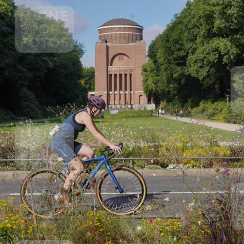 14.09.2025 - Stadtparktriathlon Michael Burmester http://msf.ph/oto/8904024 14.09.2025 11:00:07 Radfahren 678, 839, 858, 874, 894 meine-sportfotos.de
