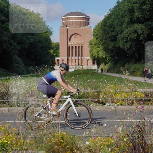 14.09.2025 - Stadtparktriathlon Michael Burmester http://msf.ph/oto/8904029 14.09.2025 11:00:33 Radfahren 600, 601, 643, 829, 838, 871, 878, 915, 921 meine-sportfotos.de
