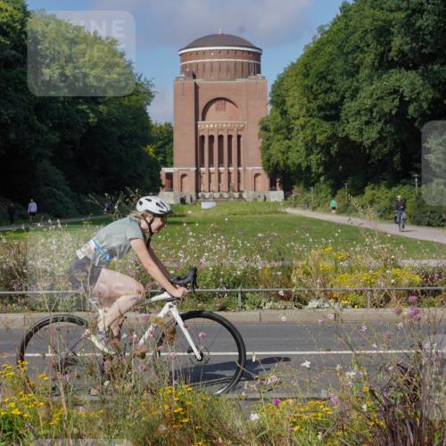 14.09.2025 - Stadtparktriathlon Michael Burmester http://msf.ph/oto/8904064 14.09.2025 11:01:54 Radfahren 663, 736, 770, 787, 815, 823, 842, 854 meine-sportfotos.de