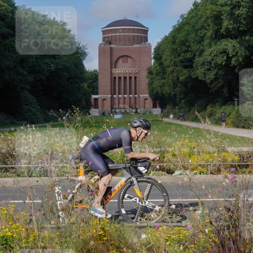 14.09.2025 - Stadtparktriathlon Michael Burmester http://msf.ph/oto/8904097 14.09.2025 11:03:29 Radfahren 657, 668, 764, 782, 783, 788, 811, 817 meine-sportfotos.de