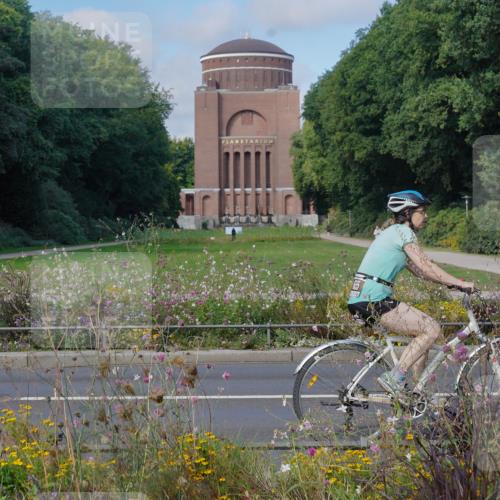 14.09.2025 - Stadtparktriathlon Michael Burmester http://msf.ph/oto/8904113 14.09.2025 11:04:16 Radfahren 628, 655, 671, 686, 755, 774, 802, 803, 818 meine-sportfotos.de