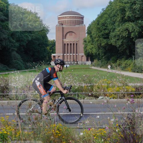 14.09.2025 - Stadtparktriathlon Michael Burmester http://msf.ph/oto/8904114 14.09.2025 11:04:18 Radfahren 628, 655, 671, 686, 755, 774, 802, 803, 818, 857 meine-sportfotos.de