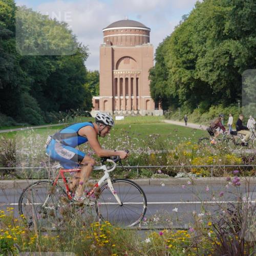 14.09.2025 - Stadtparktriathlon Michael Burmester http://msf.ph/oto/8904130 14.09.2025 11:05:11 Radfahren 776, 833, 836, 841, 852, 853, 867, 891, 919 meine-sportfotos.de