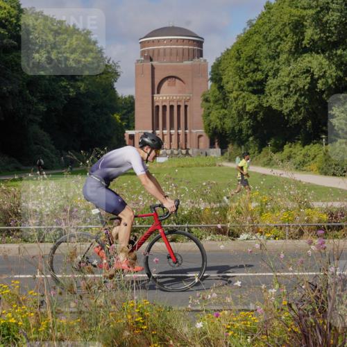 14.09.2025 - Stadtparktriathlon Michael Burmester http://msf.ph/oto/8904149 14.09.2025 11:05:58 Radfahren 727, 743, 744, 750, 799, 804, 848, 897 meine-sportfotos.de