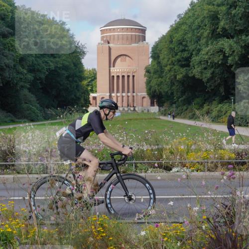14.09.2025 - Stadtparktriathlon Michael Burmester http://msf.ph/oto/8904173 14.09.2025 11:07:17 Radfahren 739, 785, 825, 838, 865, 886 meine-sportfotos.de