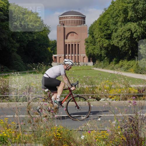 14.09.2025 - Stadtparktriathlon Michael Burmester http://msf.ph/oto/8904249 14.09.2025 11:12:17 Radfahren 734, 746, 774, 801, 803, 807, 835, 846, 905 meine-sportfotos.de