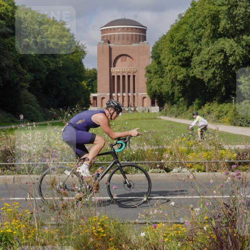 14.09.2025 - Stadtparktriathlon Michael Burmester http://msf.ph/oto/8904300 14.09.2025 11:15:34 Radfahren 777, 816, 829, 837, 880, 892, 901 meine-sportfotos.de