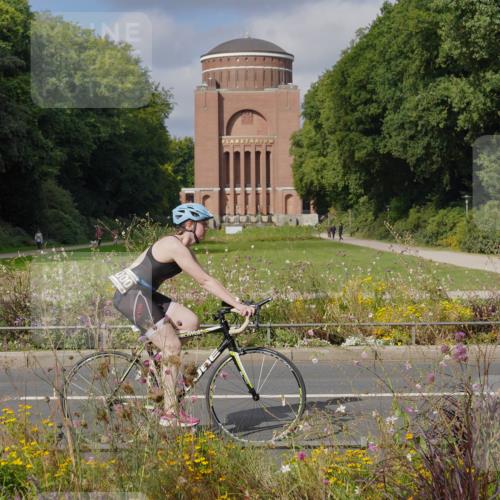 14.09.2025 - Stadtparktriathlon Michael Burmester http://msf.ph/oto/8904329 14.09.2025 11:17:11 Radfahren 900, 950, 987, 1000 meine-sportfotos.de