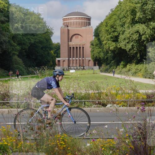 14.09.2025 - Stadtparktriathlon Michael Burmester http://msf.ph/oto/8904332 14.09.2025 11:17:40 Radfahren 805, 992, 995 meine-sportfotos.de